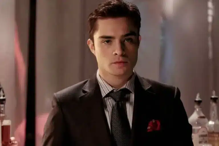 Thomas E Claffey é um nome que ganhou destaque por seu papel icônico como Chuck Bass na série de sucesso Gossip Girl.