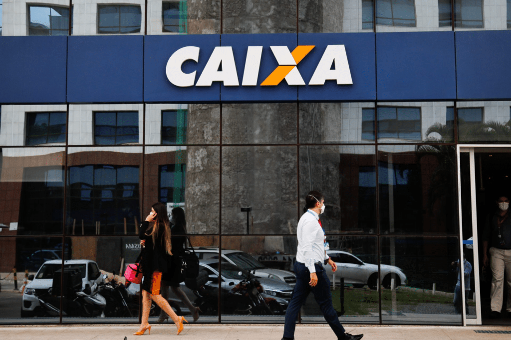 que horas abre a Caixa Econômica