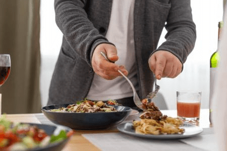 Como montar um jantar rápido para a família?